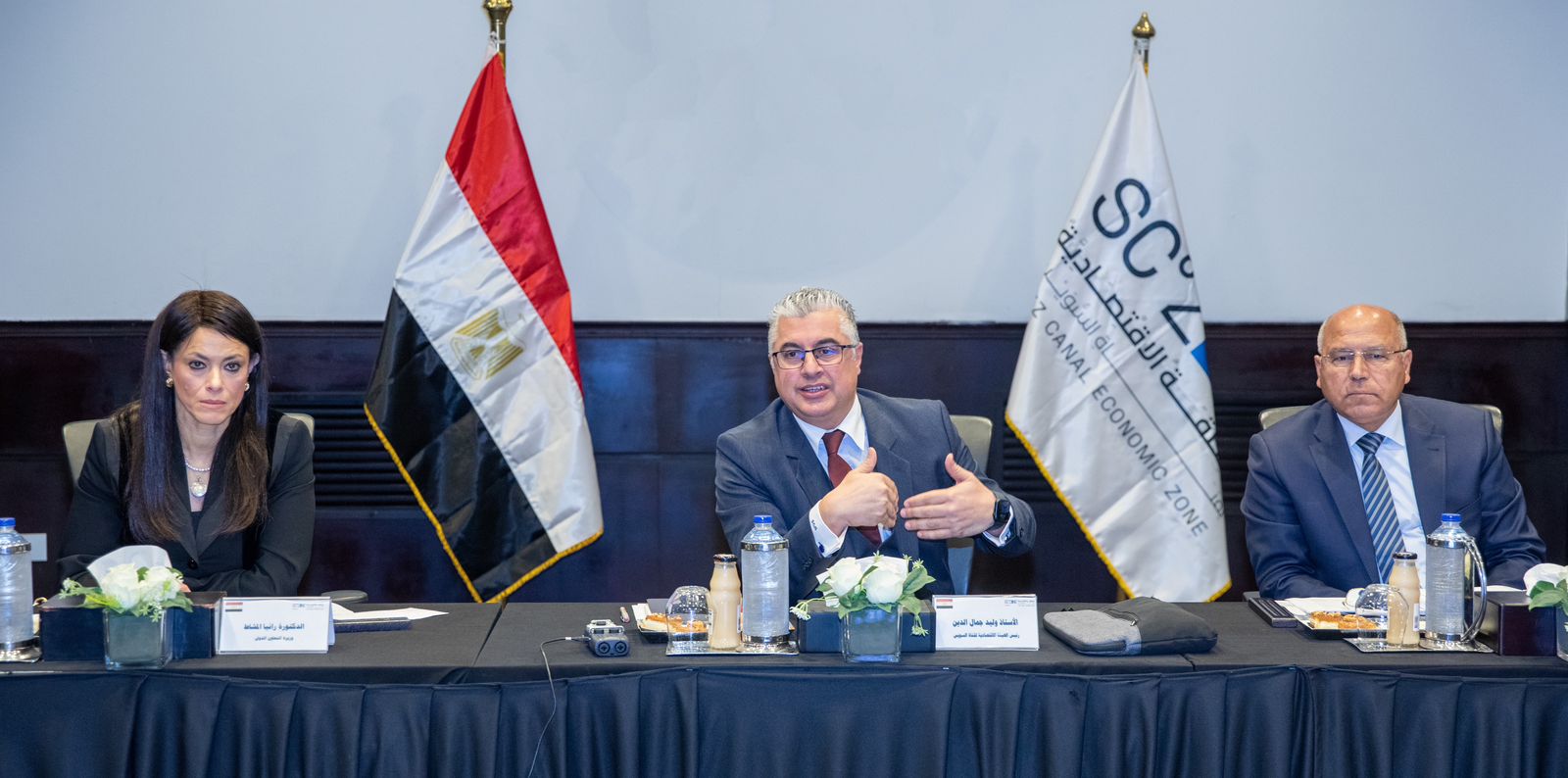 خلال اللقاء 