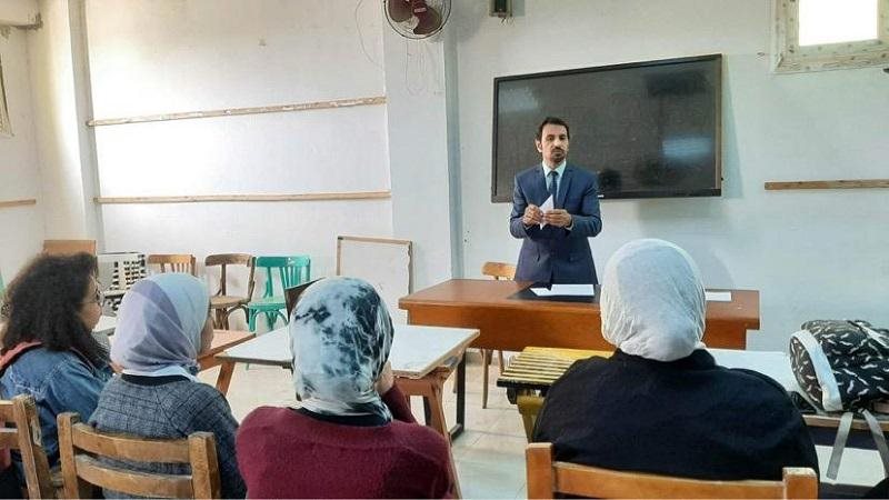 عميدكلية الفنون التطبيقية ببني سويف 
