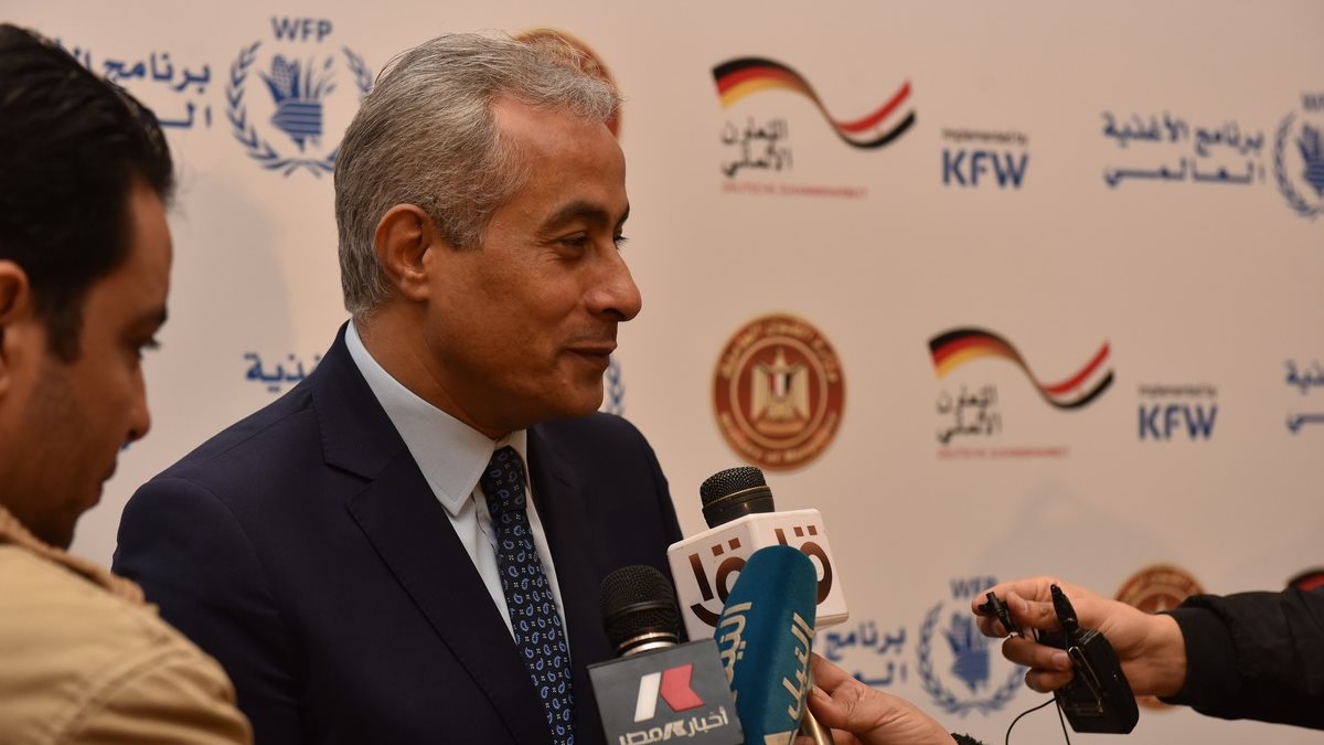 وزير القوى العاملة