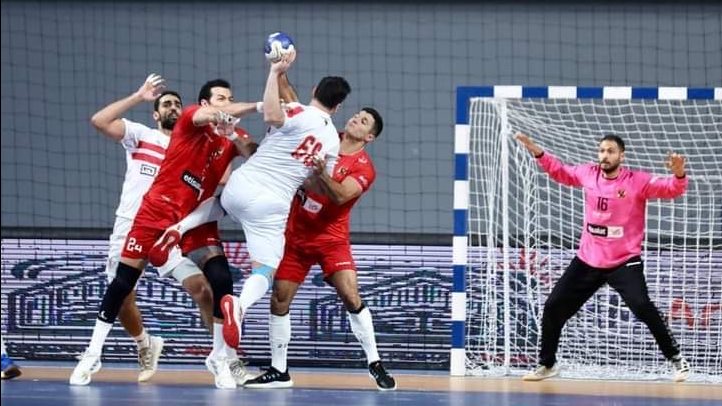يد الزمالك والأهلي 