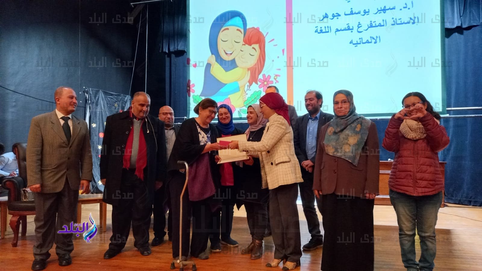 تربية عين شمس تحتفل بأعياد الأم المصرية 