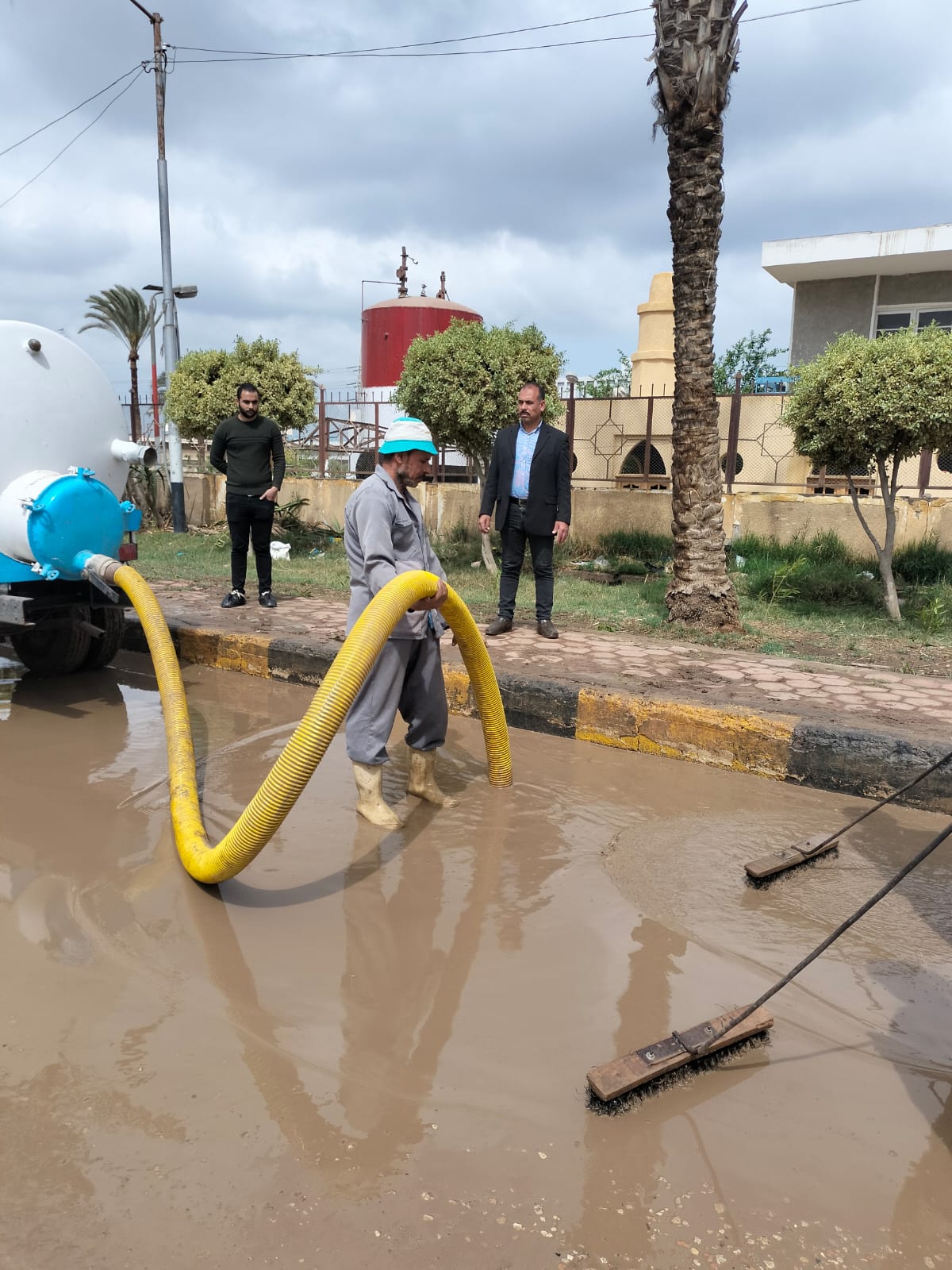 سحب مياه الأمطار من شوارع المنوفية 