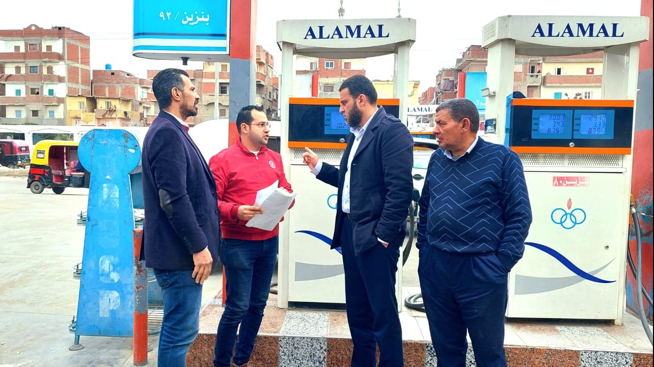 ضبط 8000 لتر سولار وبنزين داخل محطتين للوقود غير مرخصين 