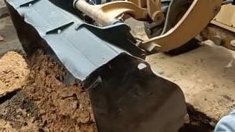 هبوط أرضي بشوارع الغربية 