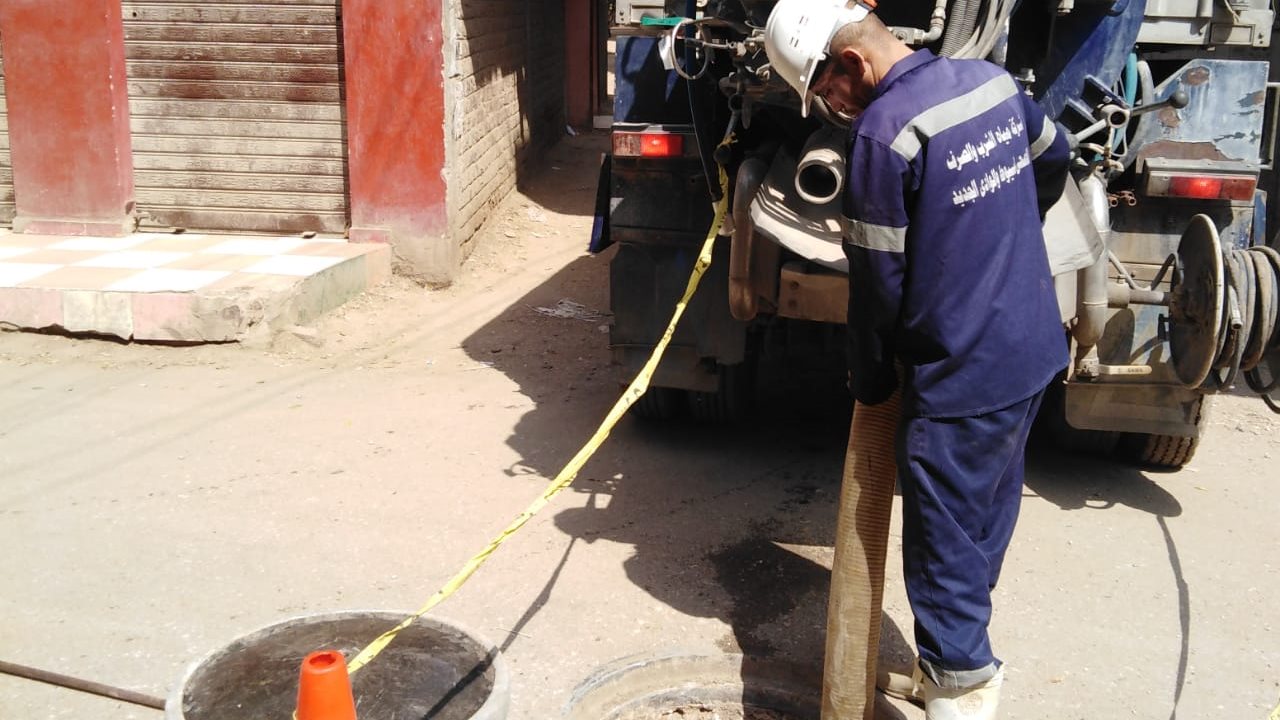 استعدادات مياه أسيوط لمواجهة التقلبات الجوية 