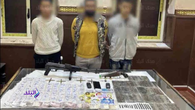 المتهمين