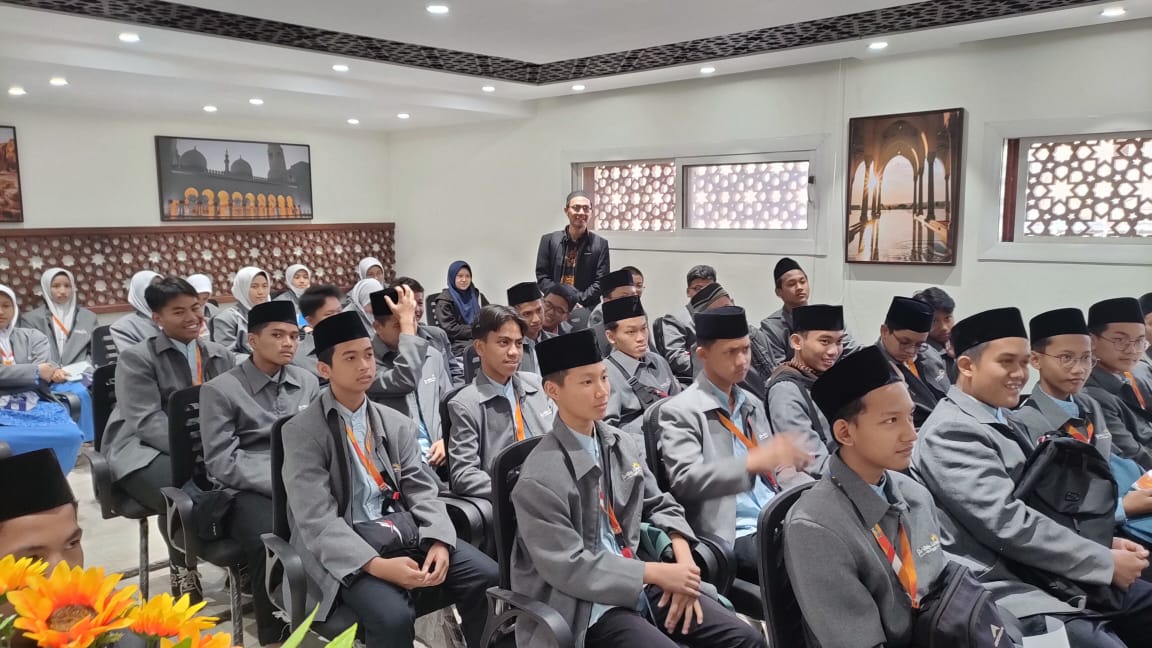 الطلاب الوافدين 