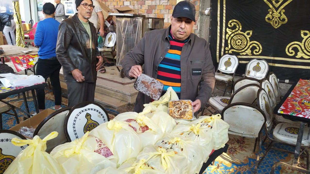 موائد الرحمن بطريق الزراعي بالغربية 