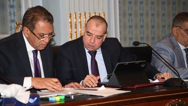 وزير شئون المجالس النيابية 