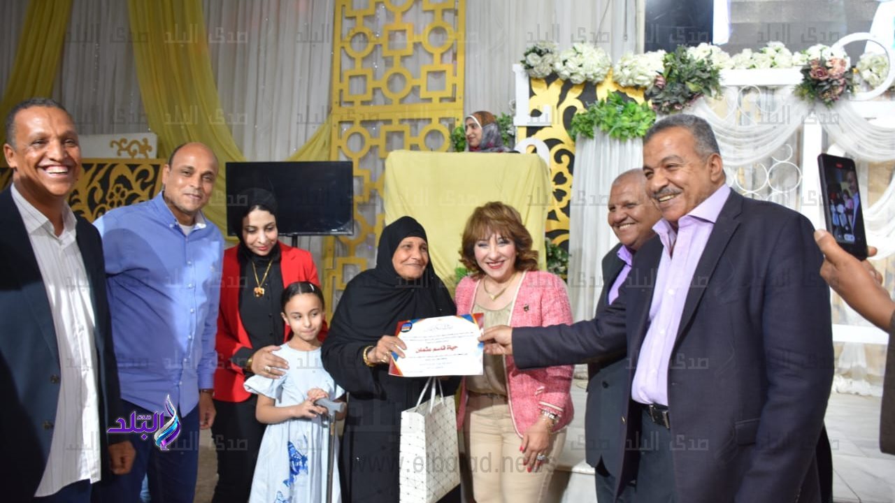 مستقبل وطن الأقصر كرم ٨ امهات مثاليات و ٧ نماذج متميزة من ال