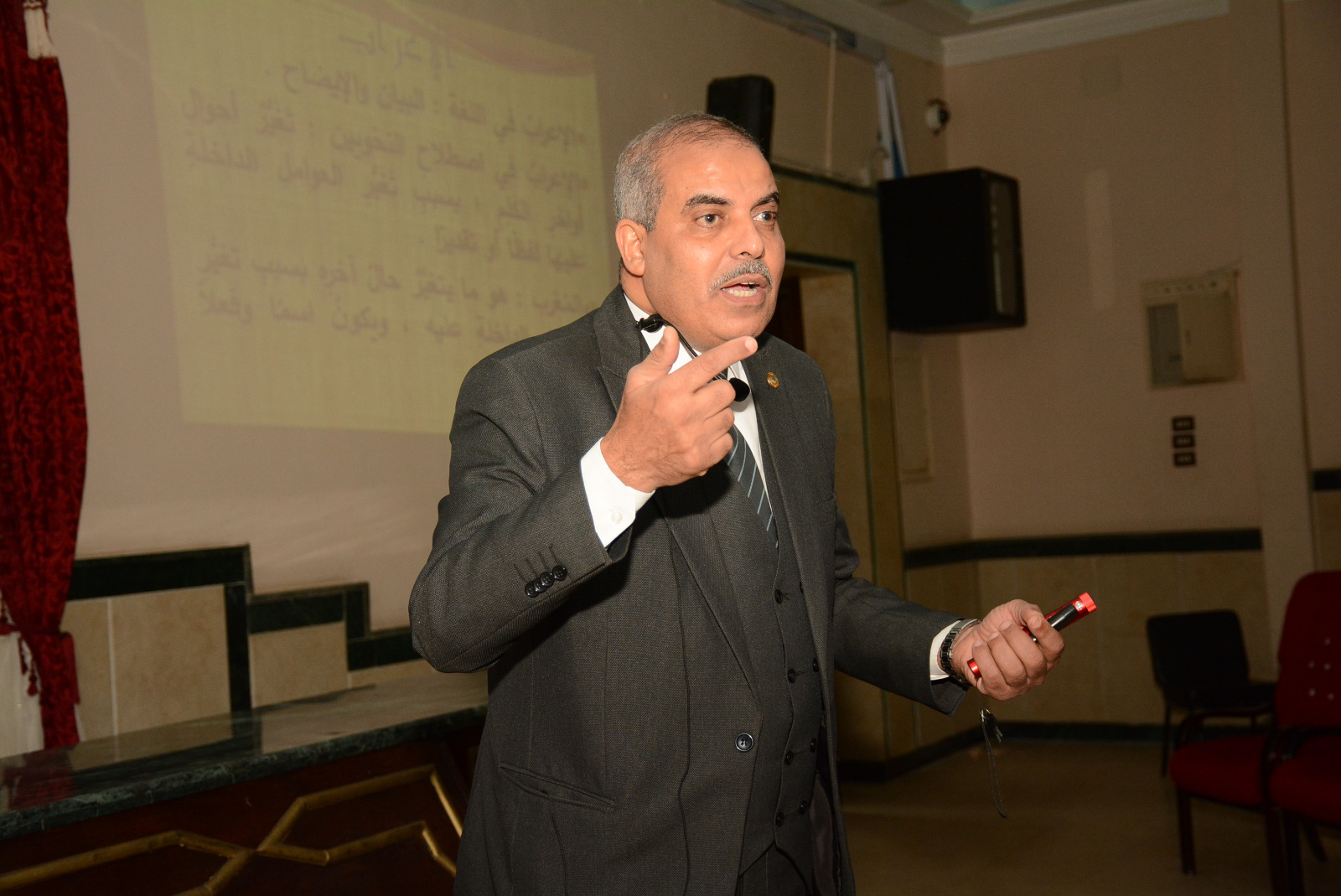 الدكتور محمد المحرصاوي