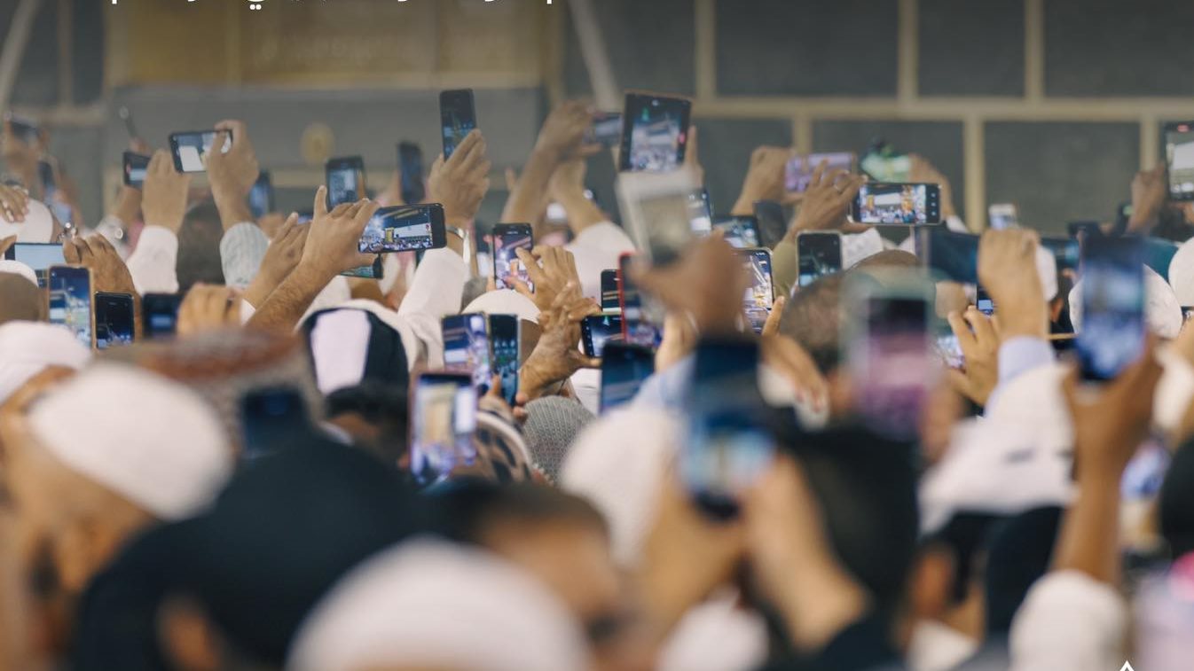 التصوير أمام الكعبة