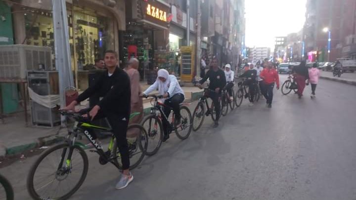 جانب من المسيره
