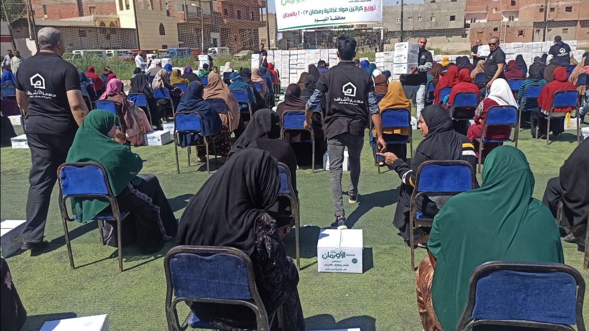 جمعية الاورمان توزع كراتين رمضان