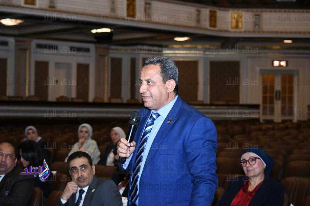  جامعة القاهرة