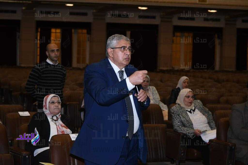  جامعة القاهرة