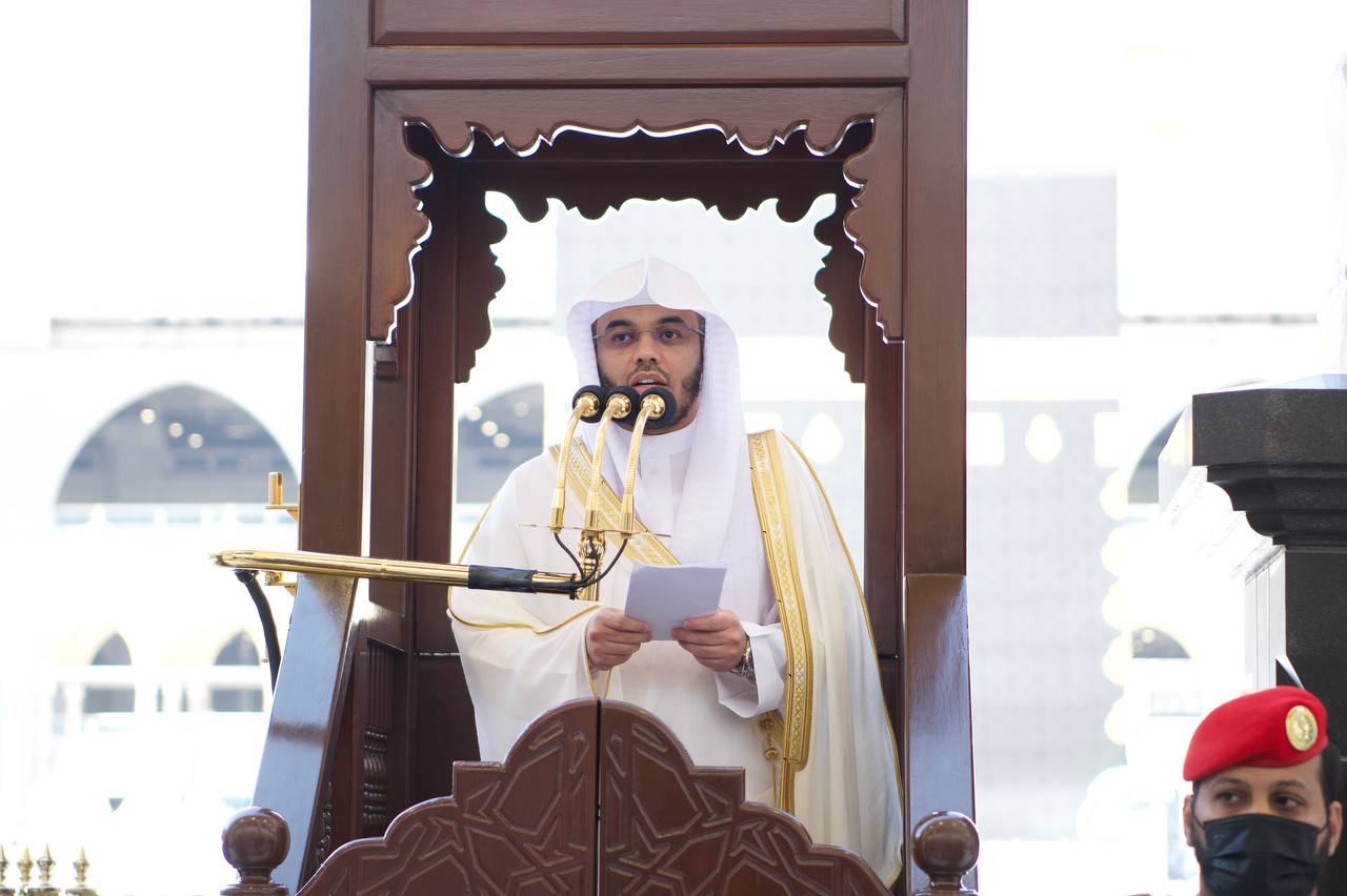 خطيب المسجد الحرام