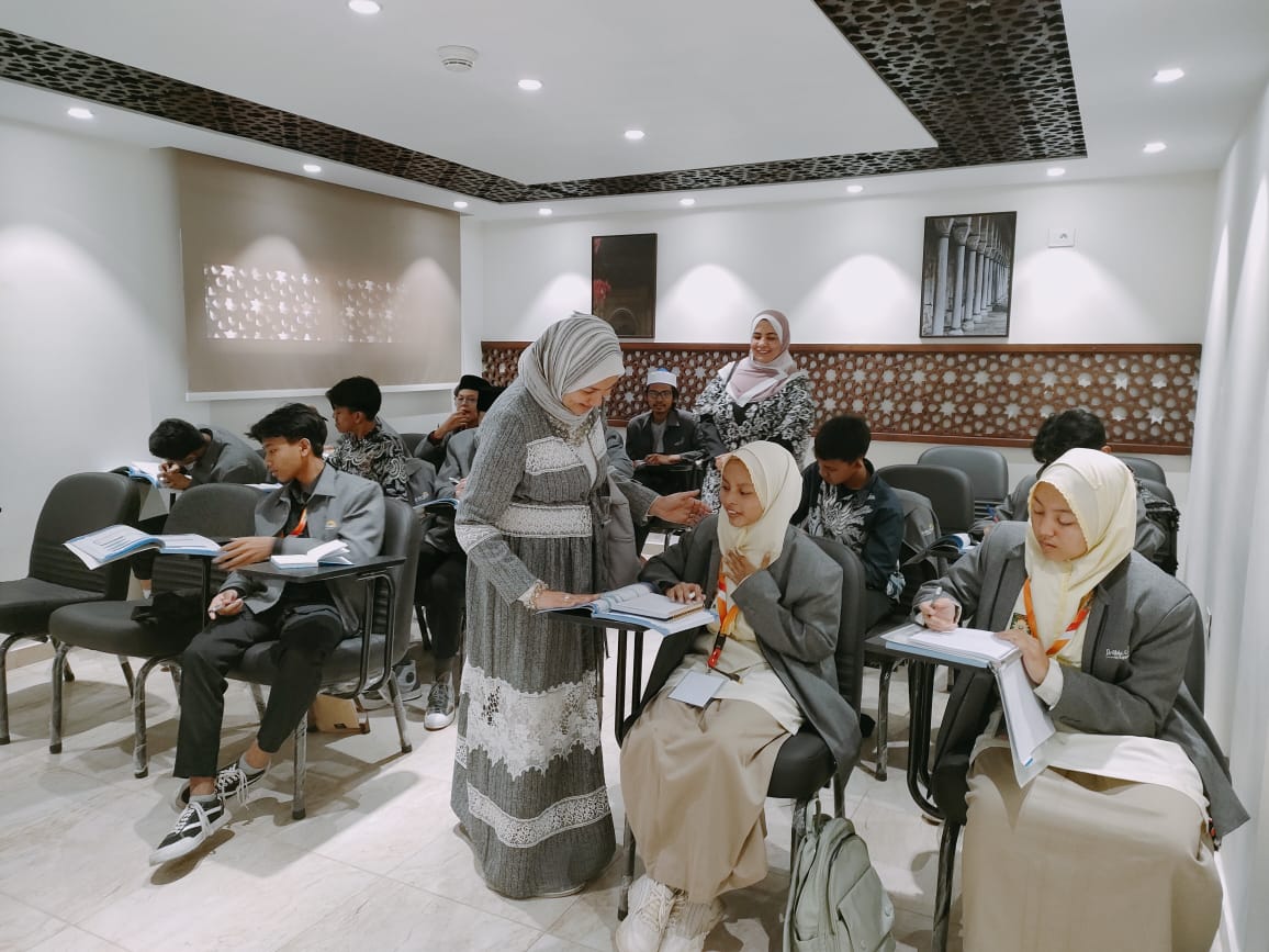 برنامج «المعايشة اللغوية» للطلاب الوافدين