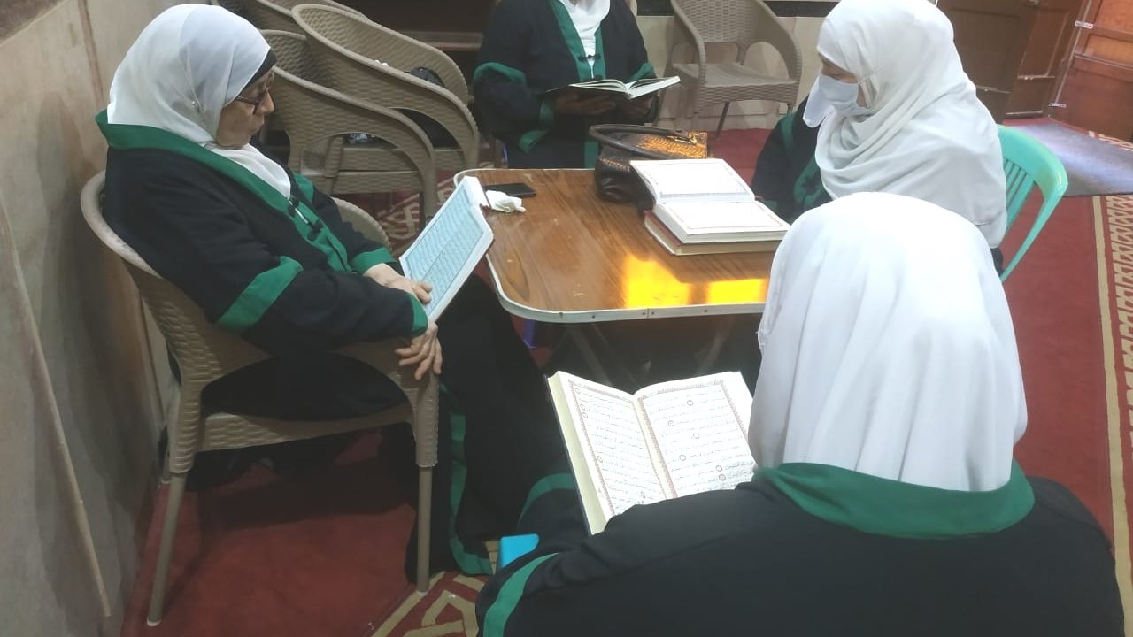 مقارئ قرآنية