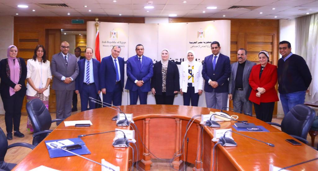 وزيرا التنمية المحلية والتضامن 