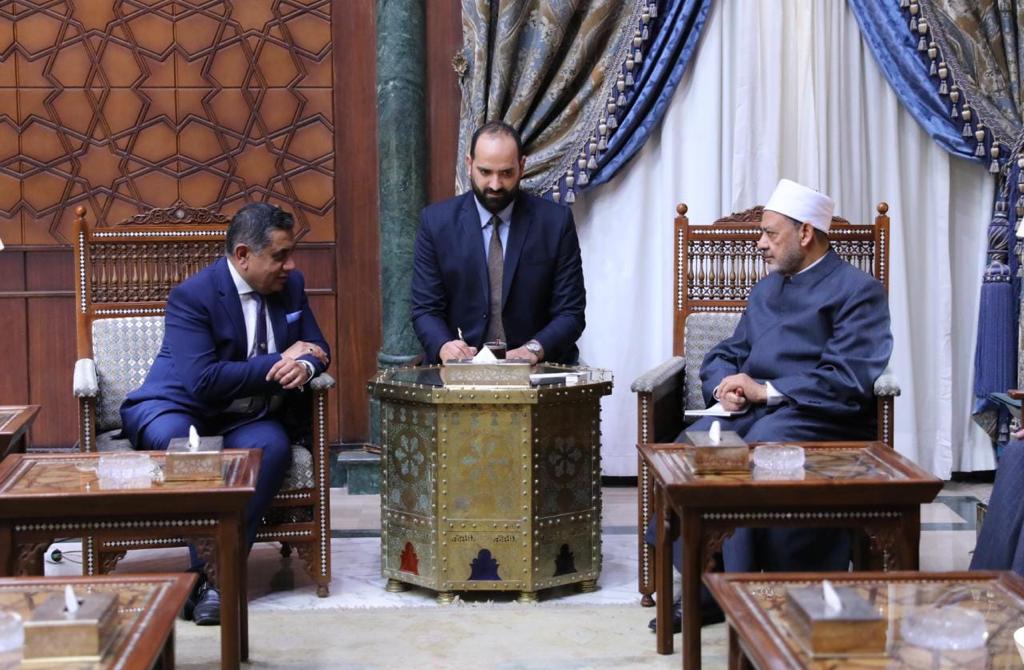 شيخ الأزهر ووزير الدولة البريطاني