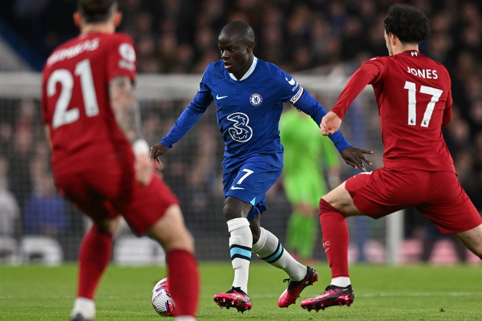 ليفربول وتشيلسي