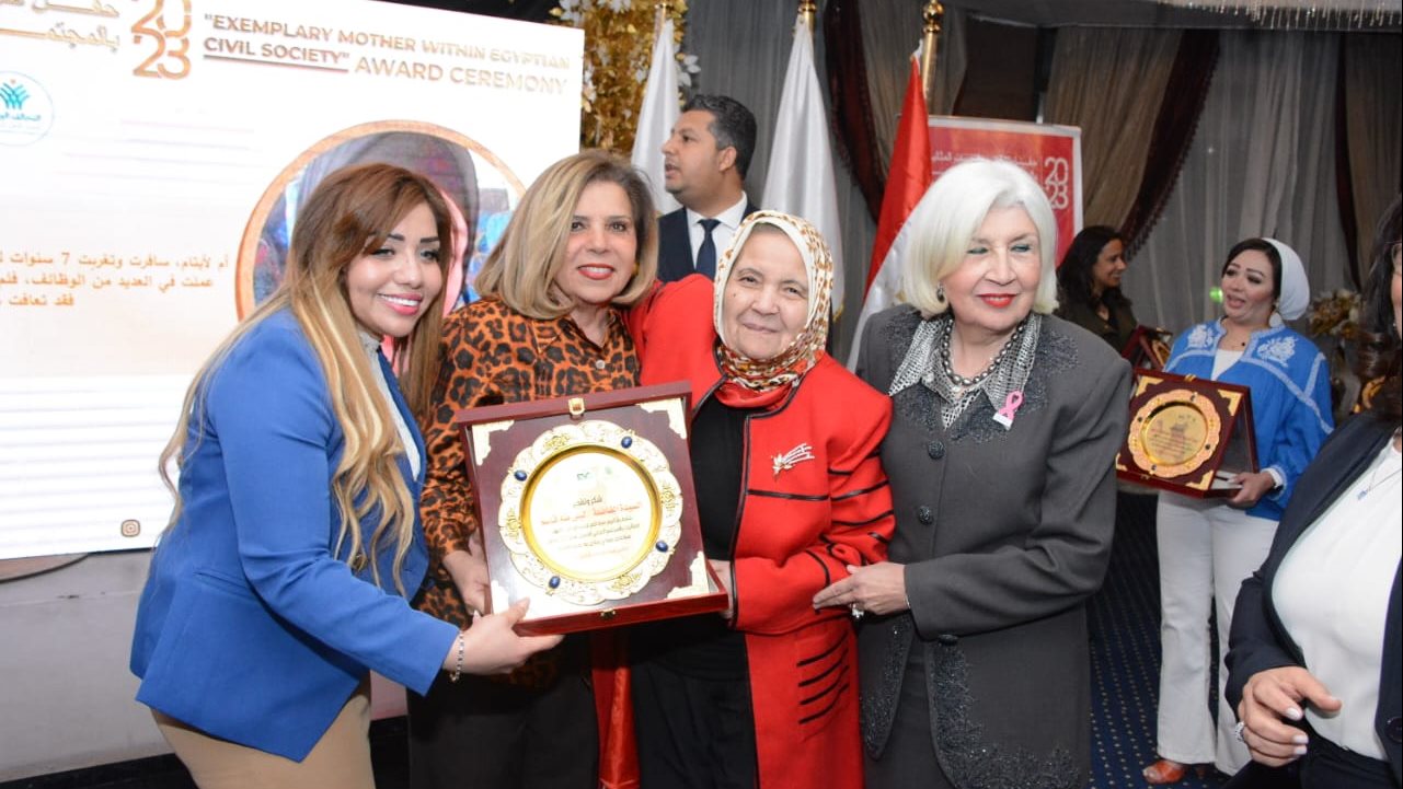 أثناء تكريم ليلى طه