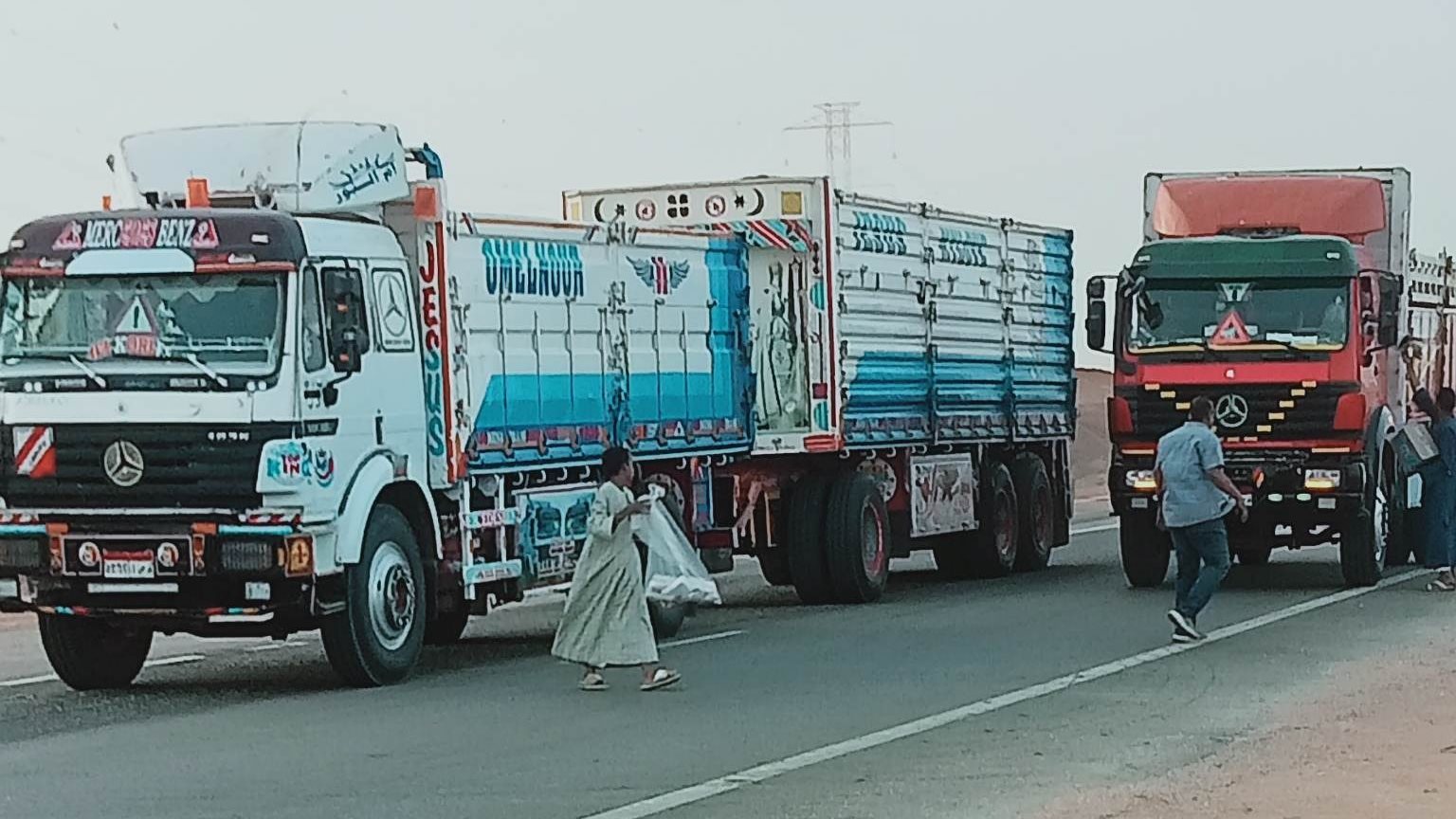 توزيع وجبات الإفطار على الصائمين بأسوان 