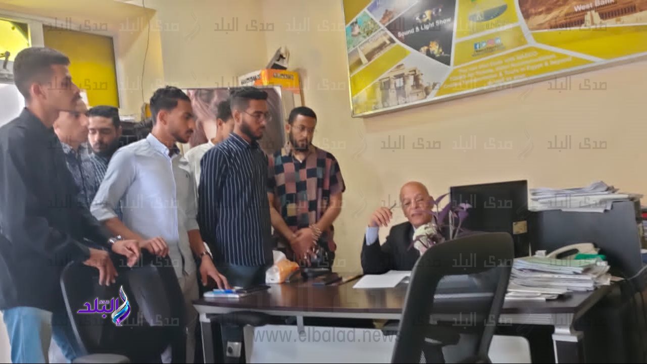 طلاب وطالبات كلية تكنولوجيا الخدمات الفندقية والسياحية يواصل