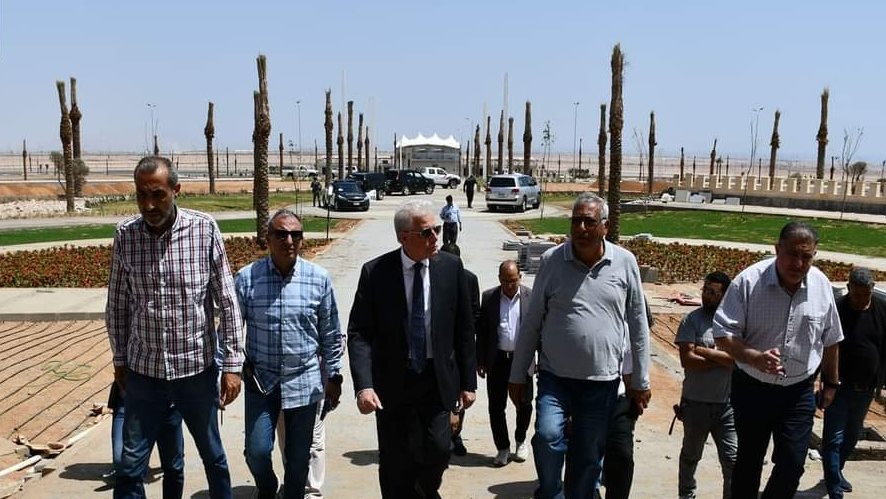 فودة يتفقد قرية التراث 