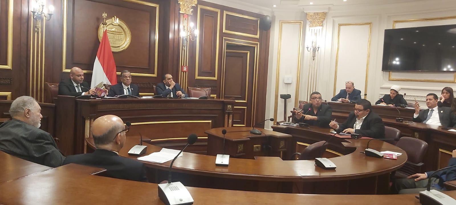 لجنة الثقافة و الاعلام و الاثار بمجلس الشيوخ