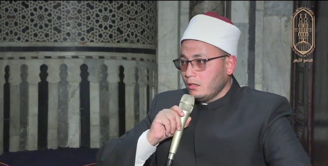 ملتقى الظهر بالجامع الأزهر