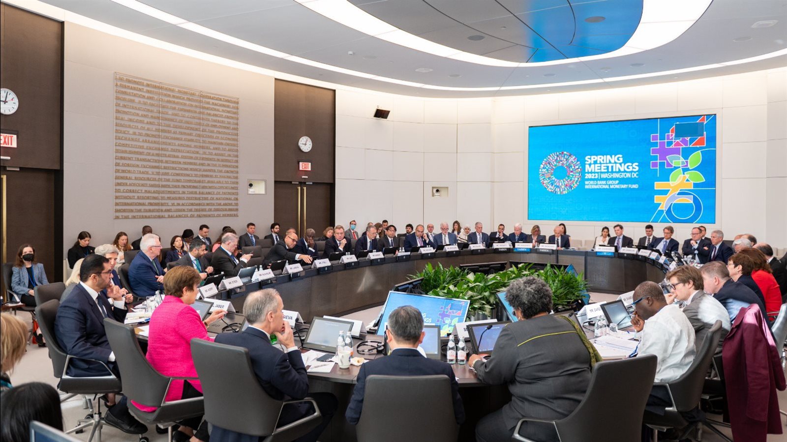 رئيس COP28 يجدد الدعوة لتطوير أداء مؤسسات التمويل الدولية رئيس COP28 يجدد الدعوة لتطوير أداء مؤسسات التمويل الدولية