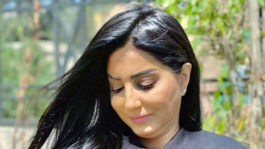 وفاء عامر 