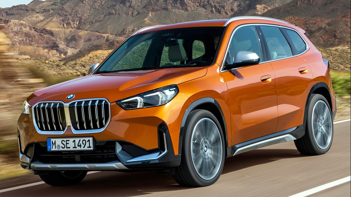 السيارة BMW X1 موديل 2023