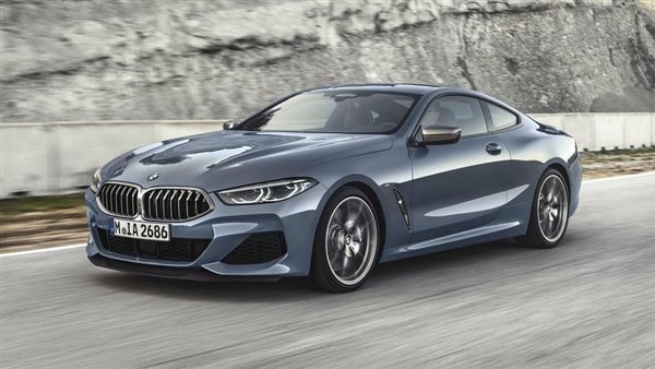 السيارة BMW M8 موديل 2023