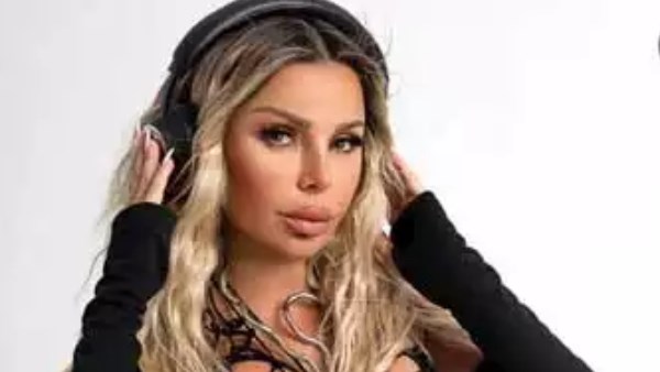 قصير ومربط ..رزان مغربي تتألق بإطلالة جريئة فستان أسود ..شاهد 