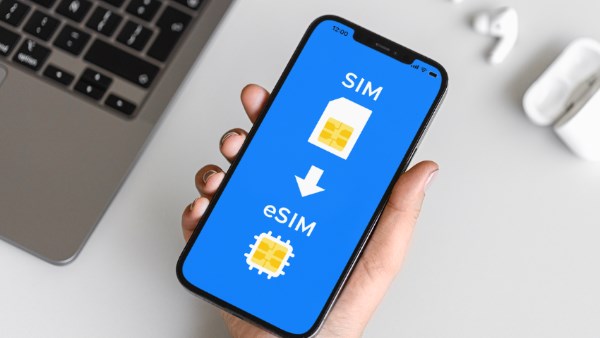 كيفية حذف شريحة eSIM من هواتف آيفون؟