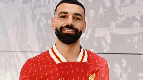 محمد صلاح يفوز بجائزة لاعب الشهر في ليفربول