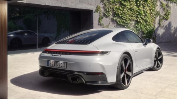 بورشه 911 كاريرا S