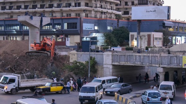 لتنفيذ مترو الاسكندرية .. تعرف على المسارات البديلة لكوبري المندرة