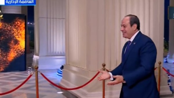 الرئيس السيسي يصل مقر احتفالية مصر وطن السلام.. فيديو الرئيس السيسي يصل مقر احتفالية مصر وطن السلام.. فيديو