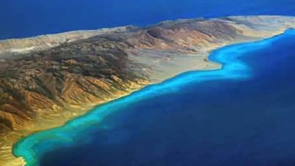 البحر الأحمر  البحر الأحمر