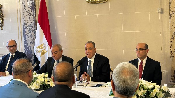 وزير الخارجية 