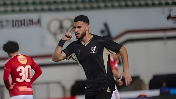 مباراة الأهلي وبتروجيت