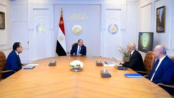 الرئيس السيسي خلال الاجتماع
