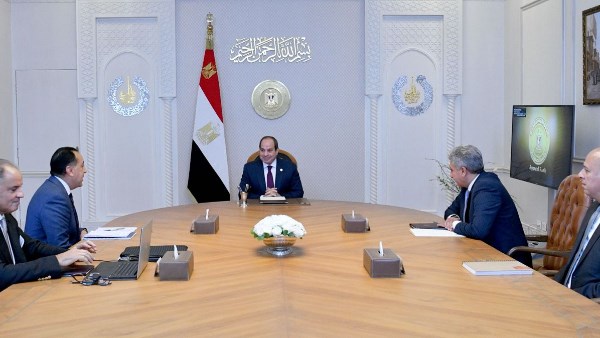 الرئيس السيسي  الرئيس السيسي
