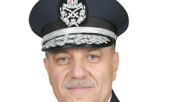 اللواء طيار أح عمرو عبد الرحمن صقر قائد القوات الجوية