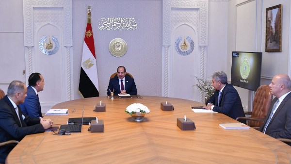 الرئيس السيسي الرئيس السيسي