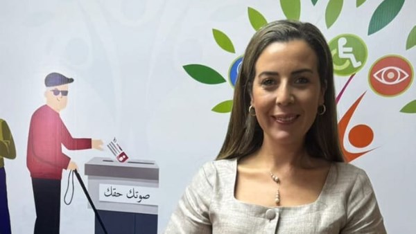 الدكتورة زينة توكل